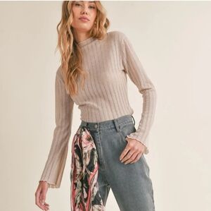 Sadie & Sage splendid long sleeve knit top, champagne
